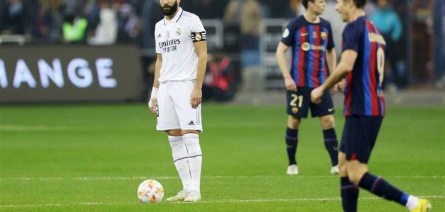 بهدفه في الكلاسيكو.. بنزيمة أول لاعب فرنسي يسجل 400 هدفا مع الأندية