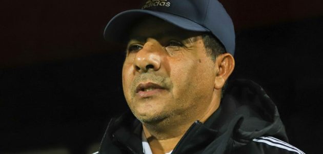 العشري: مباراة الأهلي قُتلت في أول 10 دقائق.. ولا أعلم كيف نعمل في مناخ سموحة