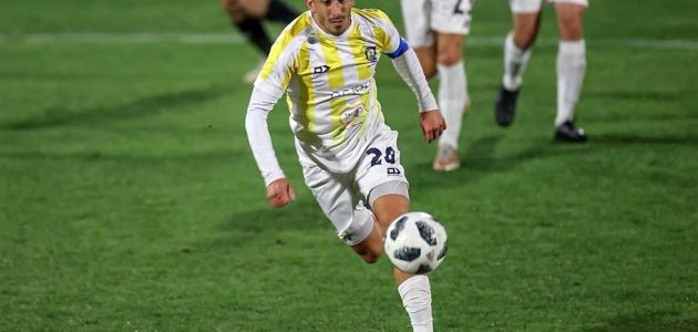 مدرب أوكلاند: نضع كل العراقيل والتحديات أمام لاعبينا قبل مباراة الأهلي الصعبة جدا