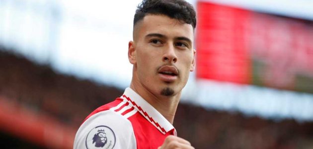 أرسنال يمدد تعاقد مارتينيلي حتى 2027