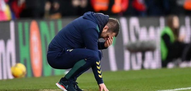 ساوثامبتون يقيل مدربه بعد 3 أشهر فقط.. وبديل إسباني مؤقت