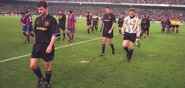 “تجربة مهينة”.. ليلة مزق فيها برشلونة ضيفه مانشستر يونايتد