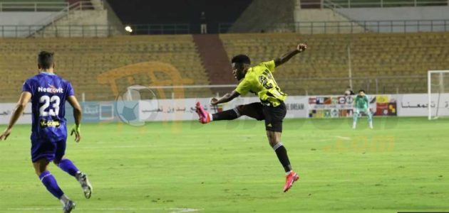 التشكيل – تغيير وحيد لـ فاركو.. وعمر فتحي يجاور أوكلي في هجوم المقاولون