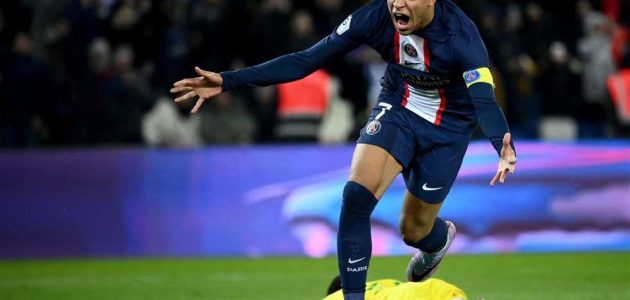 تحت أنظار مصطفى محمد.. مبابي التاريخي يقود باريس سان جيرمان لفوز مثير على نانت