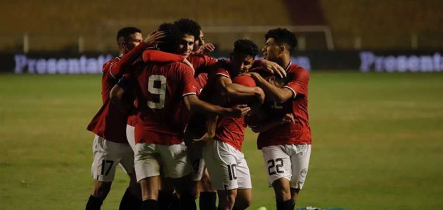 مصر الأولمبي بالزي التقليدي أمام زامبيا