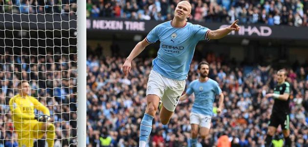 لا يمكن إيقافه.. هالاند يعادل صلاح